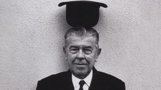 RENÉ MAGRITTE